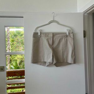 Laundry by Shelli Segal Tan‎ Shorts, Size 14